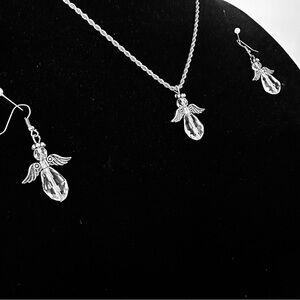 NWOT Handmade Elegant Silver Crystal Angel Wing Necklace Earring Set
